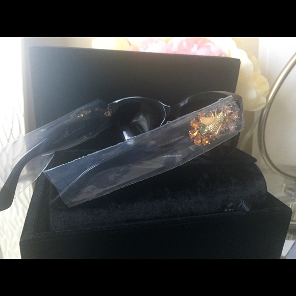$1K Brand New Dolce and Gabbana Sunglasses - Picture 4 of 9